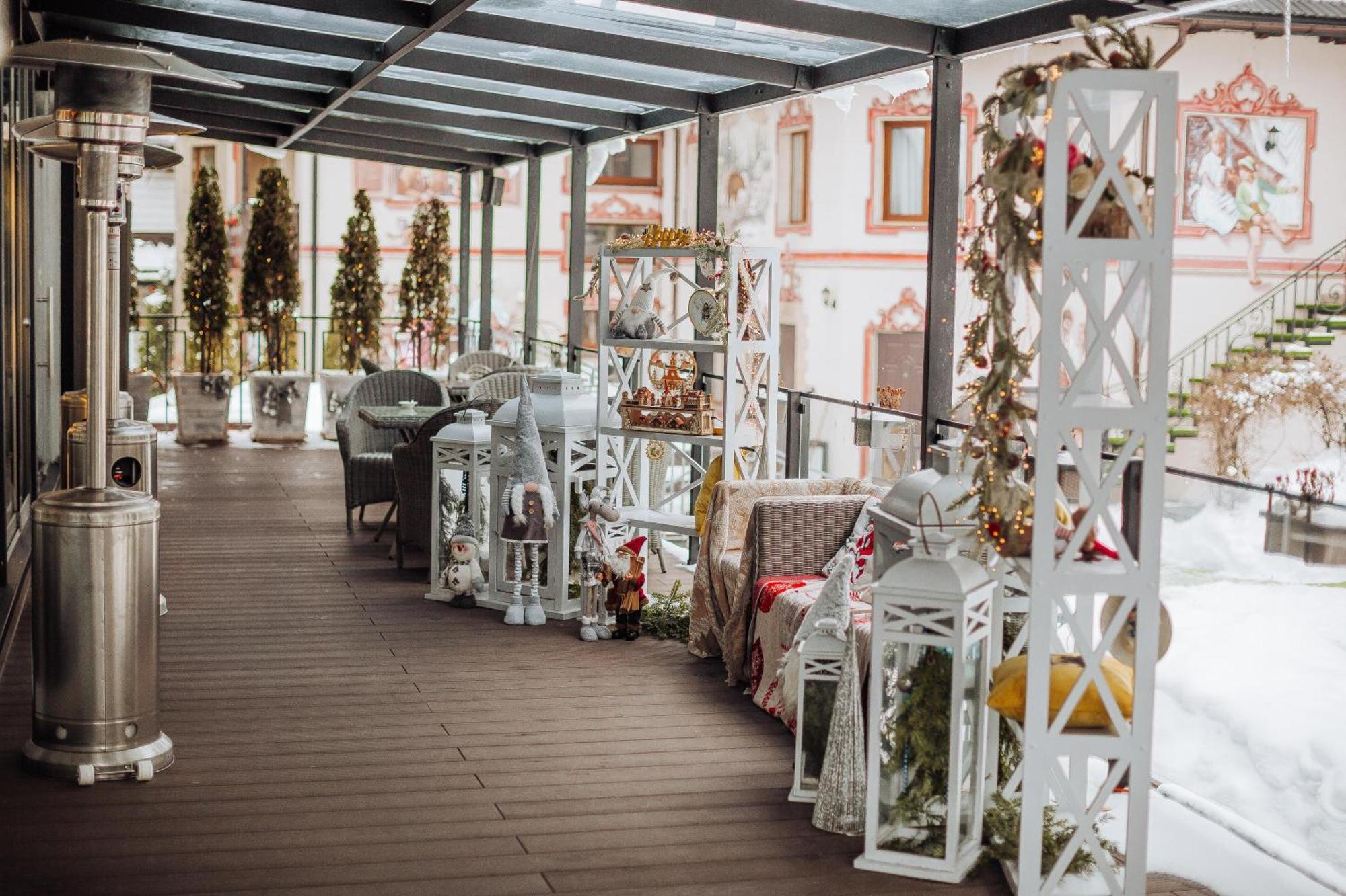 Hotel Vedmezhyi Dvir Bukovel Esterno foto