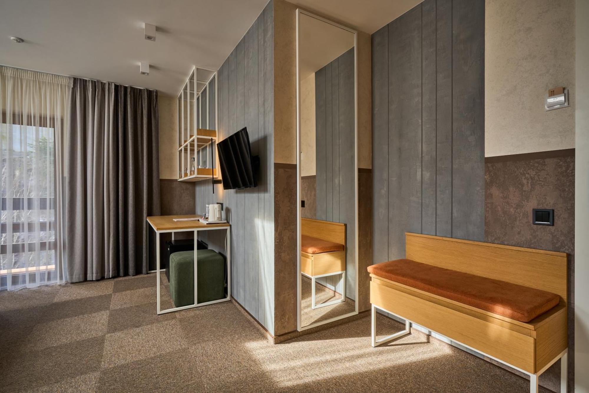Hotel Vedmezhyi Dvir Bukovel Esterno foto